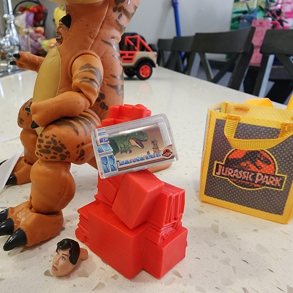 Mattel Hammond Collection Tyrannasaurus Rex Convetion Crasher SDCC 2025 NIB - Picture 5 of 8